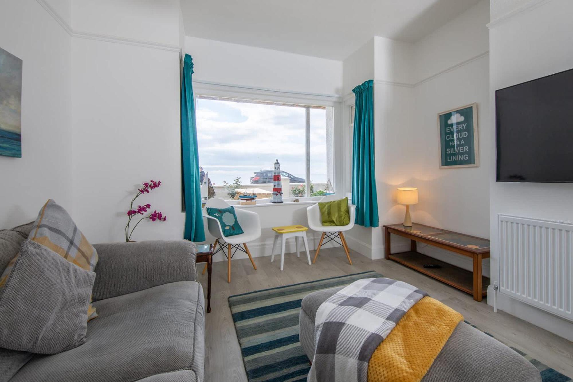 Absolute Beachfront With Decked Garden Oasis And Views Bognor Regis Esterno foto